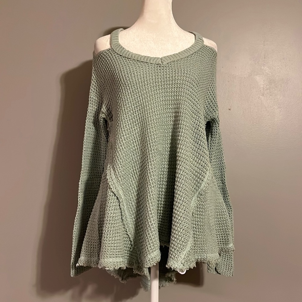 Elan Sea Green Cold Shoulder Long Sleeve Sweater, Size Small